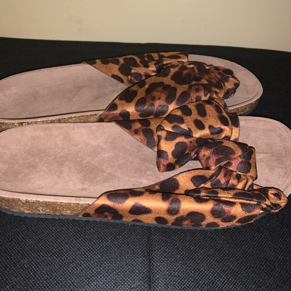 Women’s Sandals - Picture 3 of 8